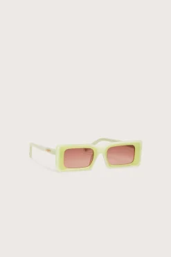 Discount Cult Gaia Hera Sunglasses Mantis
