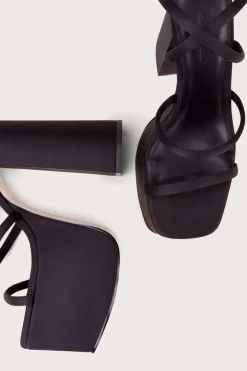 Online Cult Gaia Hyte Platform Black